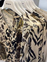 Carica l'immagine nel visualizzatore di Gallery, Blusa