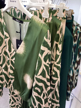 Carica l'immagine nel visualizzatore di Gallery, Gonna plissettata