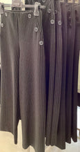 Carica l'immagine nel visualizzatore di Gallery, Pantalone Donna