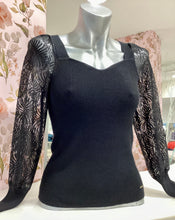 Carica l'immagine nel visualizzatore di Gallery, Maglietta