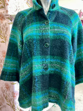 Carica l'immagine nel visualizzatore di Gallery, Cappottino corto