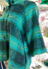 Carica l'immagine nel visualizzatore di Gallery, Cappottino corto