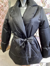 Carica l'immagine nel visualizzatore di Gallery, Giubbotto