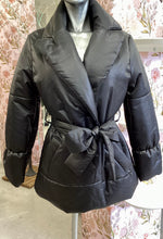 Carica l'immagine nel visualizzatore di Gallery, Giubbotto