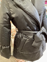 Carica l'immagine nel visualizzatore di Gallery, Giubbotto