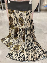 Carica l'immagine nel visualizzatore di Gallery, Blusa