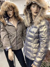 Carica l'immagine nel visualizzatore di Gallery, Giubbotto