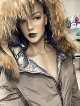 Carica l'immagine nel visualizzatore di Gallery, Giubbotto