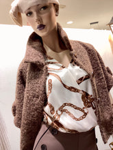 Carica l'immagine nel visualizzatore di Gallery, Mantella corta