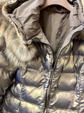 Carica l'immagine nel visualizzatore di Gallery, Giubbotto