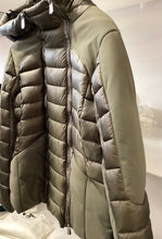 Carica l'immagine nel visualizzatore di Gallery, Giubbotto