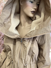 Carica l'immagine nel visualizzatore di Gallery, Giaccone Parka