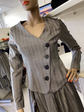 Carica l'immagine nel visualizzatore di Gallery, Giacchina Moda