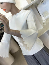 Carica l'immagine nel visualizzatore di Gallery, Maglie