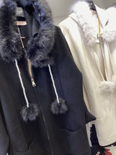 Carica l'immagine nel visualizzatore di Gallery, giacca