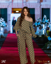Carica l'immagine nel visualizzatore di Gallery, Blusa e pantalone