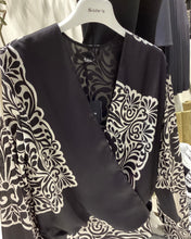 Carica l'immagine nel visualizzatore di Gallery, Blusa