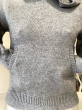 Carica l'immagine nel visualizzatore di Gallery, Maglia moda con marsupio e cappuccio
