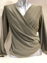 Carica l'immagine nel visualizzatore di Gallery, Maglia moda
