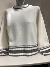 Carica l'immagine nel visualizzatore di Gallery, Maglia Moda
