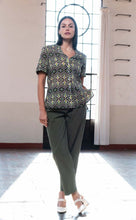 Carica l'immagine nel visualizzatore di Gallery, Pantalone donna
