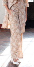 Carica l'immagine nel visualizzatore di Gallery, Pantalone donna
